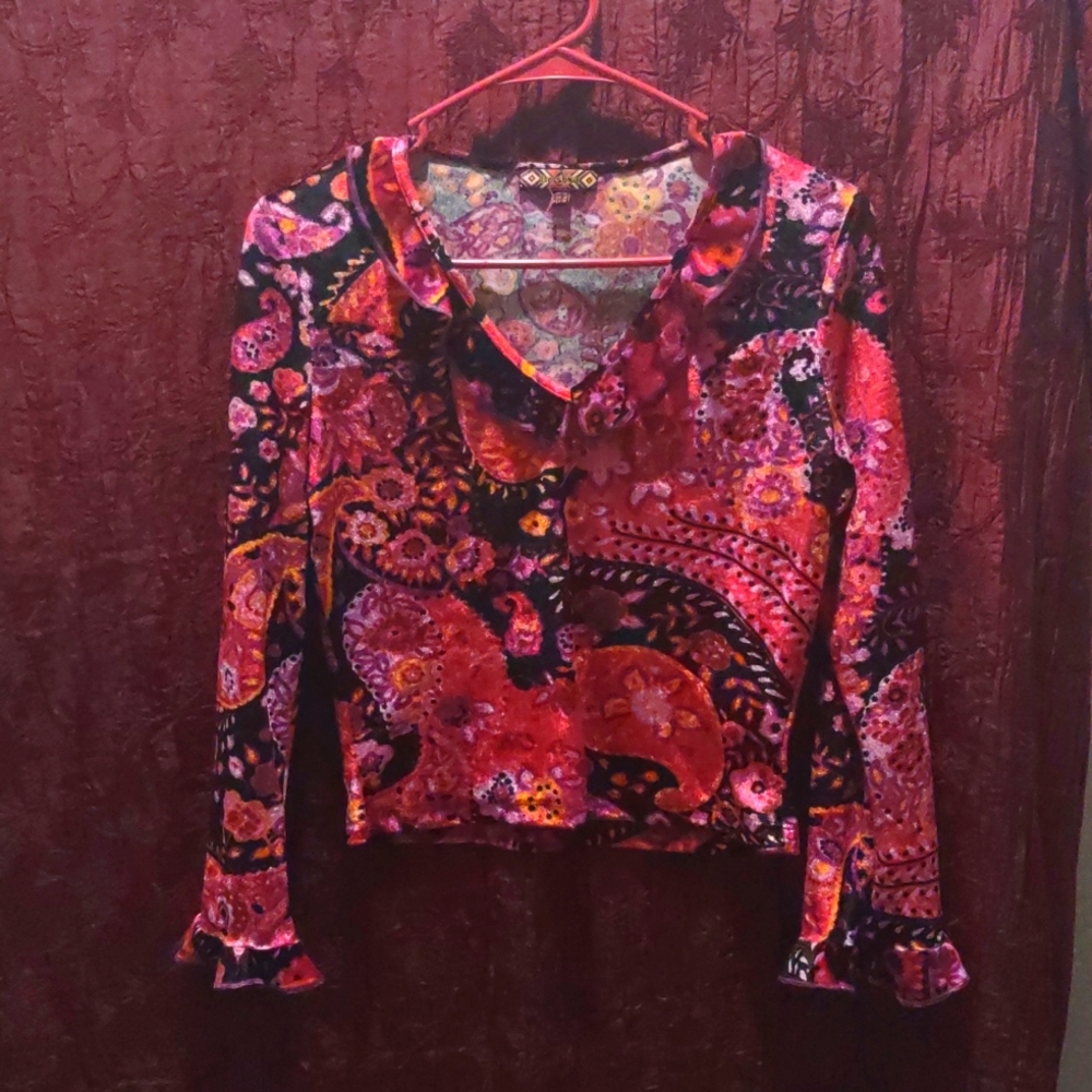 Ruffled Collar & Cuffs Long Sleeve Top, Size M